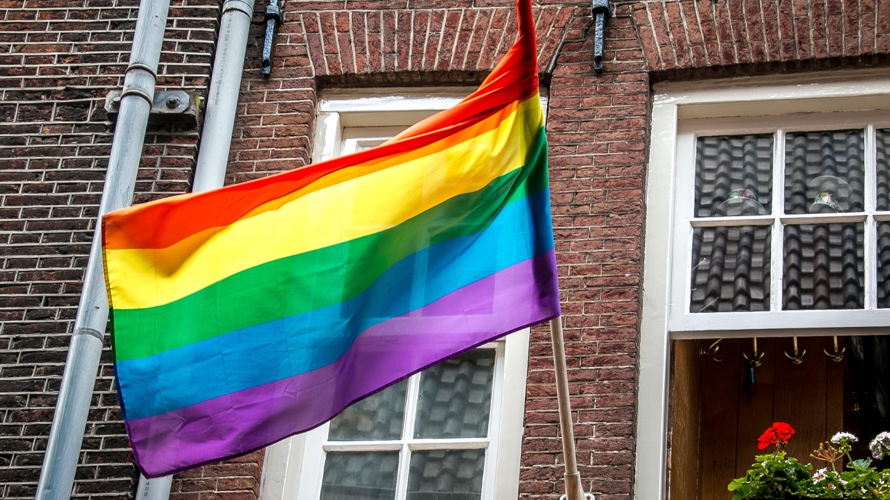 06 En río revuelto, ausencia de derechos violencia hacia las personas LGBT